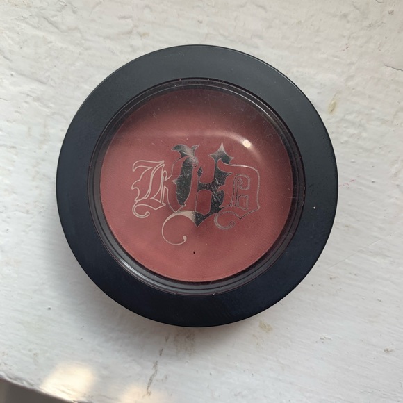 FREE ADD ON kat von d eyeshadow in shade lolita - Picture 3 of 4